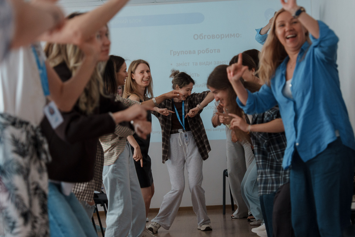 Подбати про тих, хто піклується про дітей: як фонд щороку допомагає своїм фахівцям відновити сили — Фото  3