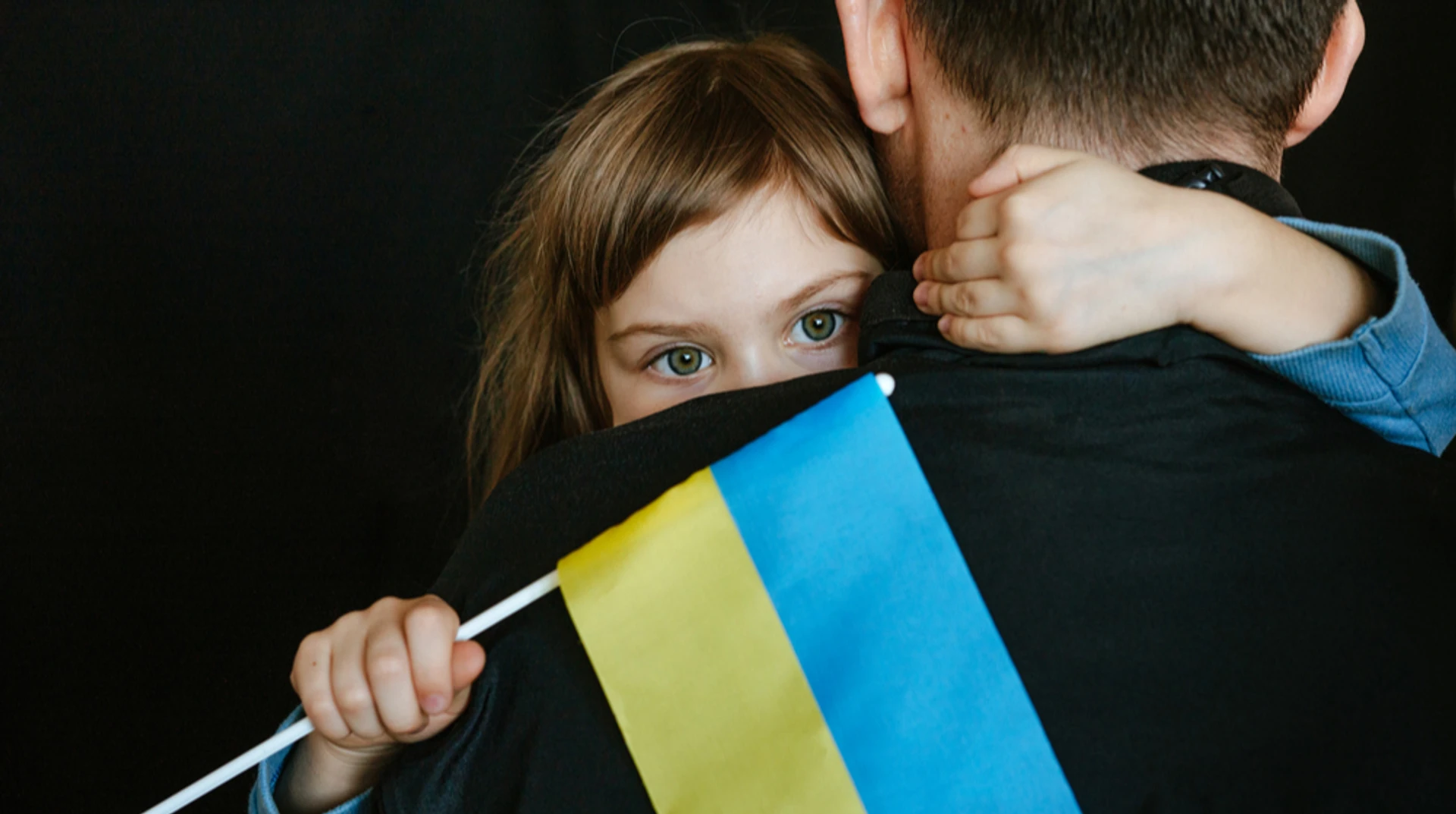 Living in different countries, divorce or loss. How to talk to your child when the war has changed your family (UA)
